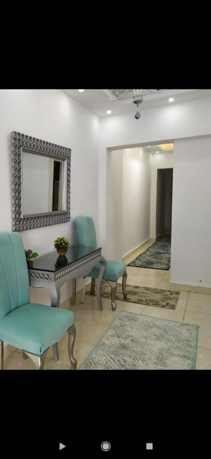 Apartmán شقةفاخرةبجليم على البحر مباشرة