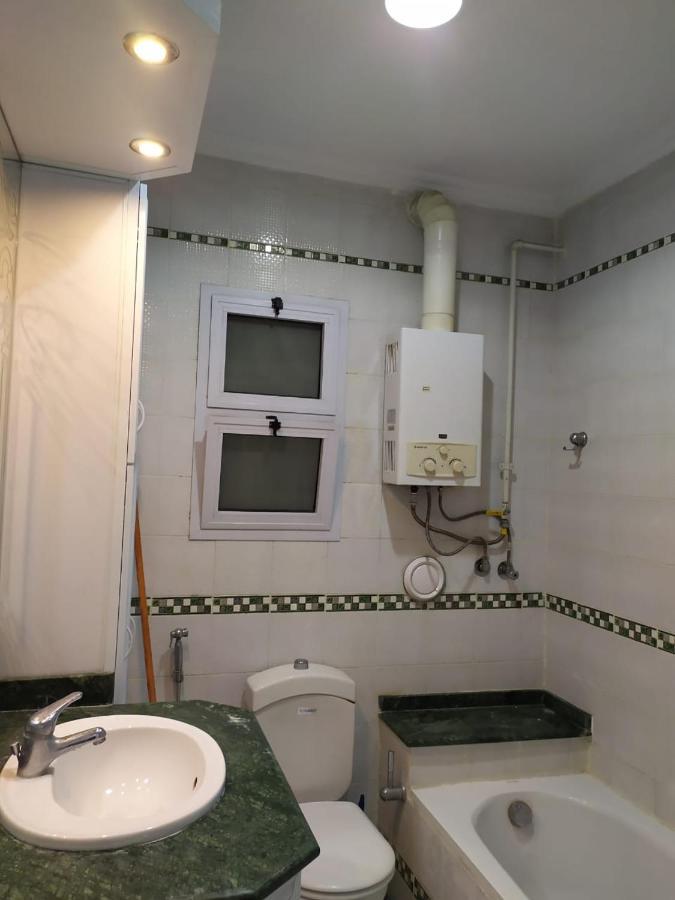 Apartmán شقةفاخرةبجليم على البحر مباشرة *